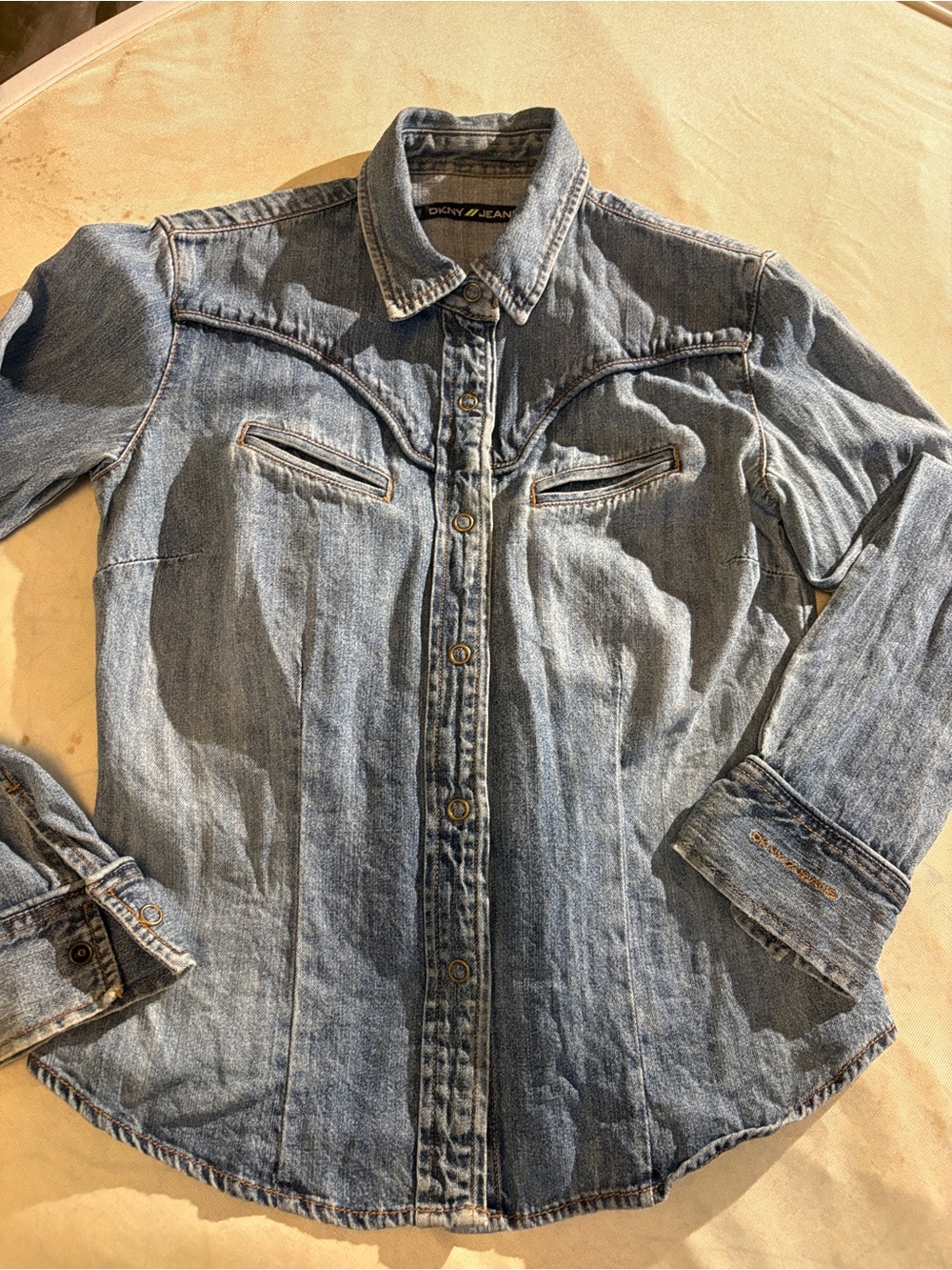 DKNY Jeans Light Wash Western Denim Button-Up Shirt - Picture 6 of 9